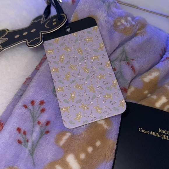 NWT-Purple Gingerbread Men & Candy Cane Oversized Throw by Rachel Roy 60”x 70” - Picture 6 of 6